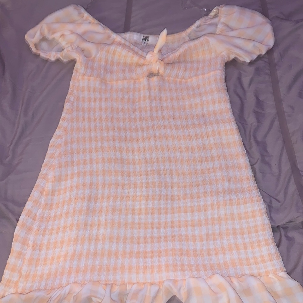 Madden nyc from Walmart orange cream color medium juniors
